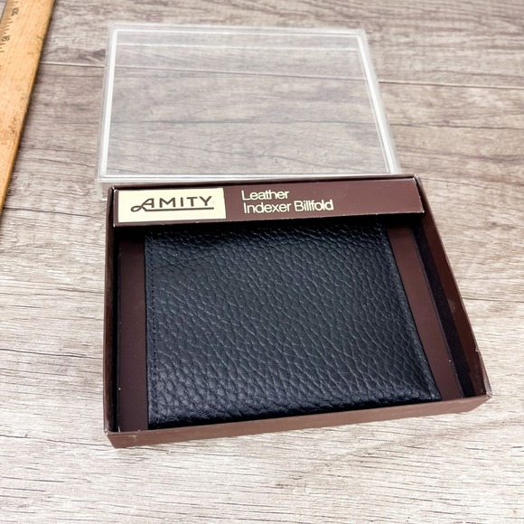 Amity Other - Vtg AMITY Indexed Cowhide Black LeatherWallet Billfold USA New Open Box